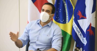 Artigo: Salvador corre risco de ter nova variante da Covid do Carnaval, diz especialista