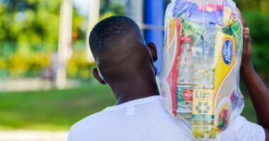 Artigo: Em maio, cesta básica fica mais cara em 14 capitais brasileiras