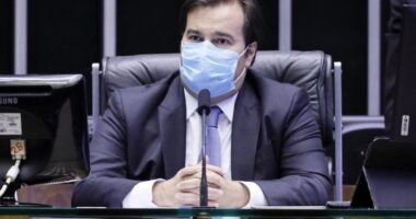 Artigo: Maia anunciará novo partido em fevereiro, diz coluna