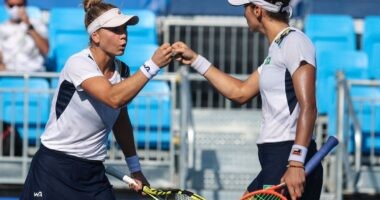 Artigo: Tóquio: Stefani e Pigossi vencem EUA de virada e avançam às semifinais