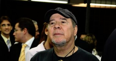 Artigo: Morre publicitário Duda Mendonça, aos 77 anos