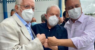 Artigo: Rui Costa nega influência em desistência de candidatura de Jaques Wagner