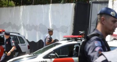 Artigo: Chefe da PM em São Paulo é afastado após convocar ato pró-Bolsonaro