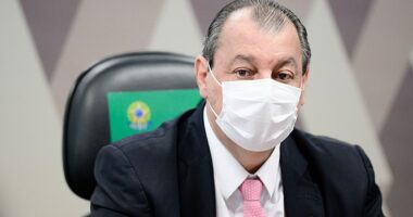 Artigo: Omar Aziz e Randolfe acreditam que CPI pode concluir apurações antes do prazo