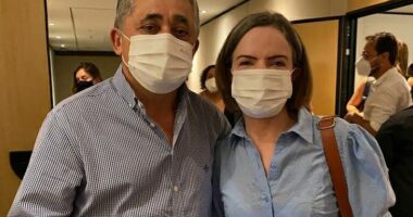 Artigo: Vice-presidente do PT confirma apoio à candidatura de Wagner