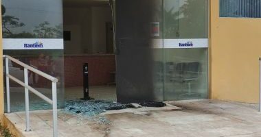 Artigo: Sede da Prefeitura de Itanhém sofre ataque com fogo e disparos
