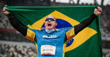 Artigo: Paralimpíada: com quebra de recorde, Alessandro da Silva é ouro