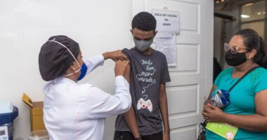 Artigo: Confira a estratégia de vacinação contra Covid-19 em Salvador nesta quinta (24)
