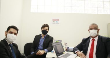 Artigo: Sandro Bahiense apresenta projeto que estabelece Código de Defesa do Contribuinte de Salvador