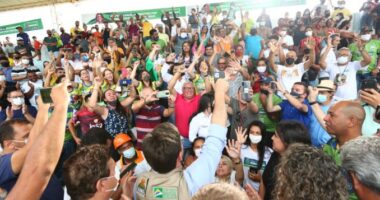 Artigo: João Roma volta ao Sul da Bahia e faz chamada de vídeo com Bolsonaro