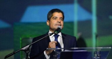 Artigo: Candidata do União Brasil à presidência promove banner com ACM Neto