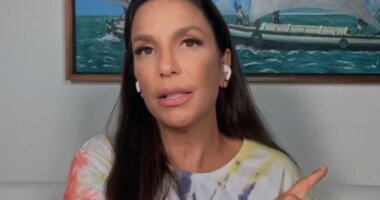 Artigo: Ivete Sangalo decide ficar em silêncio após ser atacada por Bolsonaro