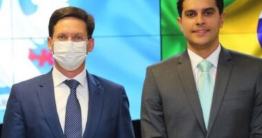 Artigo: Alexandre Aleluia ironiza ideia de ter João Roma na chapa de ACM Neto