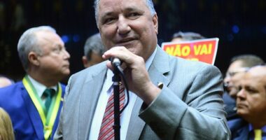 Artigo: “Sou soldado do partido”, diz Ronaldo Carletto sobre possível suplência de Leão no Senado