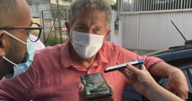 Artigo: Após reunião do PT, Caetano comemora aprovação de Jerônimo e elogia pré-candidato: “Conhece a Bahia inteira”