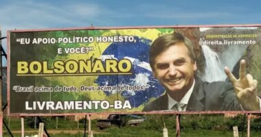 Artigo: Ministério Público investiga outdoors em apoio a Bolsonaro na Bahia, diz jornal