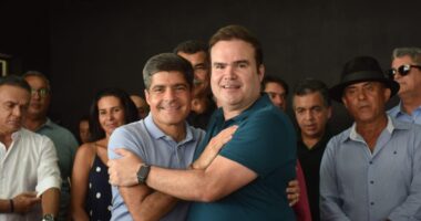 Artigo: Cacá assume posto e começa agenda ao lado de ACM Neto: “Serei sua voz”