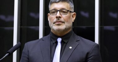 Artigo: Ex-aliado, Frota revela voto em Lula no 2º turno: “Bolsonaro nunca mais”