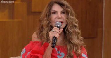 Artigo: Vídeo: Na Bahia, Elba Ramalho se irrita com gritos de “Fora Bolsonaro”