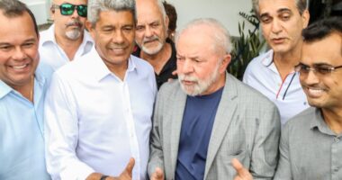 Artigo: Jerônimo manda ‘recado’ ao recepcionar Lula em Salvador