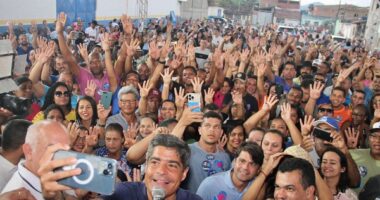 Artigo: ACM Neto chega a 250 municípios percorridos na Bahia