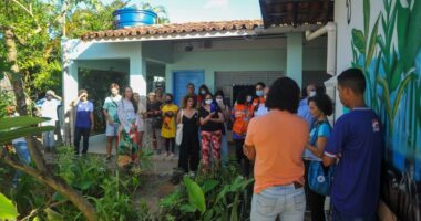 Artigo: Maria Marighella propõe criação de jardins de chuva em escolas ao Governo da Bahia e à Prefeitura de Salvador