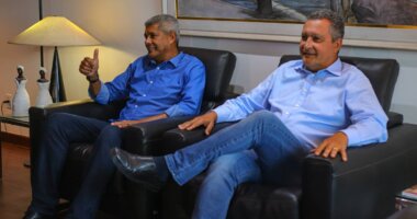 Artigo: Além de vereador, PT expulsa vice-prefeito que apoiou ACM Neto na eleição