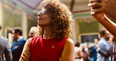 Artigo: Câmara aprova projeto de Maria Marighella que concede auxílio às pessoas LGBTQIAPN+ e mulheres vítimas de violência