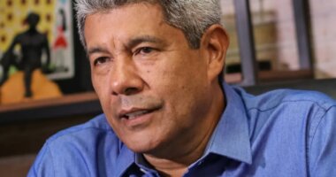 Artigo: Jerônimo visita cidade baiana às vésperas de eleição para prefeito