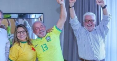 Artigo: Após briga com Gleisi, Wagner mostra força e ainda mais proximidade com Lula