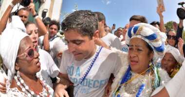 Artigo: Após perder eleição para governador, ACM Neto deve faltar à Lavagem do Bonfim