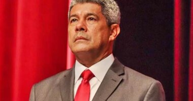 Artigo: Pesquisa aponta que Jerônimo é o 4° governador mais popular do Nordeste