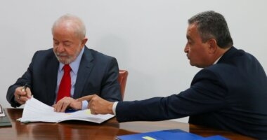 Artigo: Rui Costa confirma adiamento de viagem de Lula a Feira de Santana