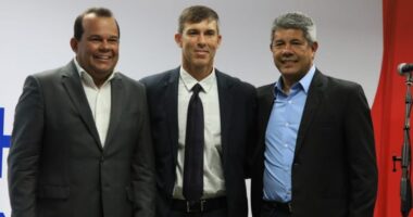 Artigo: Secretário reconhece resistência da polícia com câmera nos uniformes