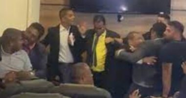 Artigo: Vereadores brigam durante sessão na Câmara de Santo Amaro