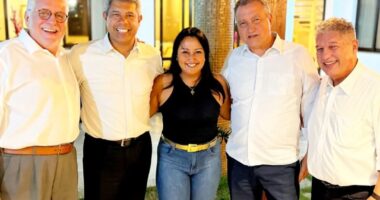 Artigo: Wagner e Rui afastam crise em jantar oferecido por deputado