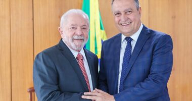 Artigo: O Globo: Rui Costa é o último remanescente do núcleo inicial de Lula