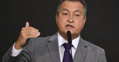 Artigo: Jornal cita dificuldade na presença de Rui em campanha de Geraldo Jr