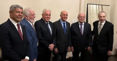 Artigo: Deputado propõe nova honraria para ex-governador Cesár Borges