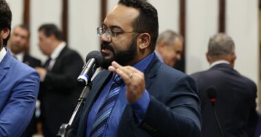 Artigo: “Reconhecimento”, diz Leandro de Jesus após prêmio de destaque parlamentar