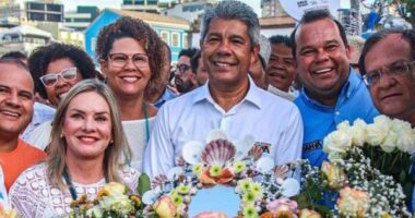 Artigo: Em festa de Iemanjá, Jerônimo pede vitória de Geraldinho em Salvador