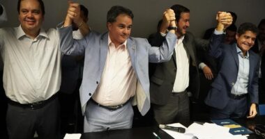 Artigo: Elmar Nascimento manda recado após derrota de Luciano Bivar