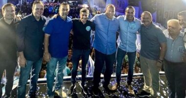 Artigo: Após turbulência, ACM Neto faz afago a Elmar Nascimento