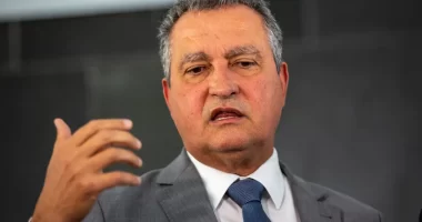 Artigo: Após Lula, baianos também faz homenagem para Cid Moreira