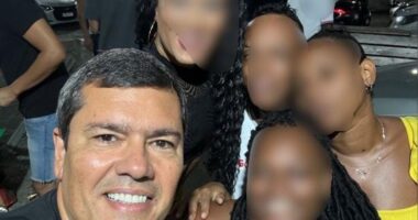 Artigo: Site denuncia ida de vereador em festa que tem incomodado moradores