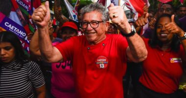 Artigo: Apoiadores de Caetano lotam o bairro da Lama Preta na Caminhada da Mudança