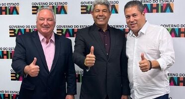 Artigo: Após conversa com Jerônimo, candidato recua e vai apoiar Uldurico Jr.