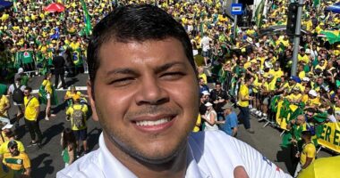 Artigo: Diego Castro se destaca entre deputados com maior número de proposições na AL-BA