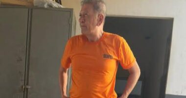 Artigo: Colunista do jornal O Globo divulga foto de Marcos Moura preso