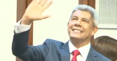 Artigo: Jerônimo Rodrigues se reúne com três vereadores aliados de Bruno Reis